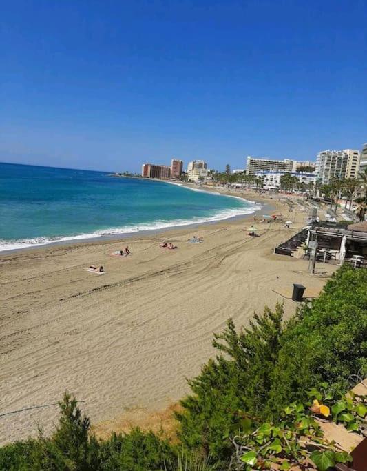 דירות בנאלמדנה Elegante Alojamiento Con Piscina A 200 M Del Mar. מראה חיצוני תמונה