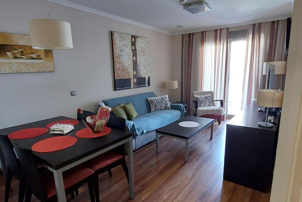 דירות בנאלמדנה Elegante Alojamiento Con Piscina A 200 M Del Mar. מראה חיצוני תמונה